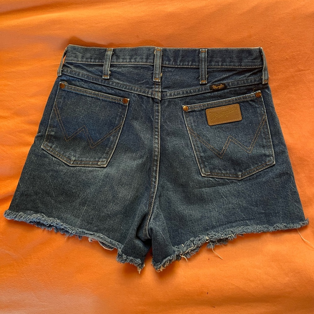 Wrangler denim cutoffs size 27/28